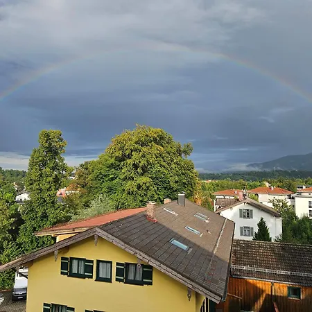 Toelzblick - Wohnen Ueber Den Daechern Von Toelz