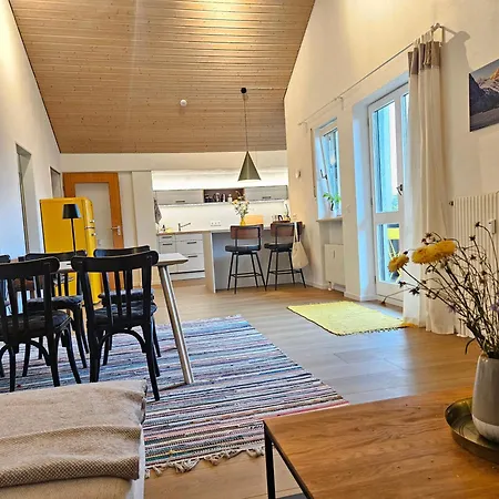 Toelzblick - Wohnen Ueber Den Daechern Von Toelz Appartement Bad Tölz